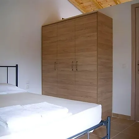 Elpiniki Skiathos stad