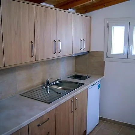 Elpiniki 2* Skiathos stad