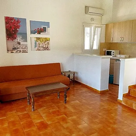 Elpiniki 2* Skiathos stad